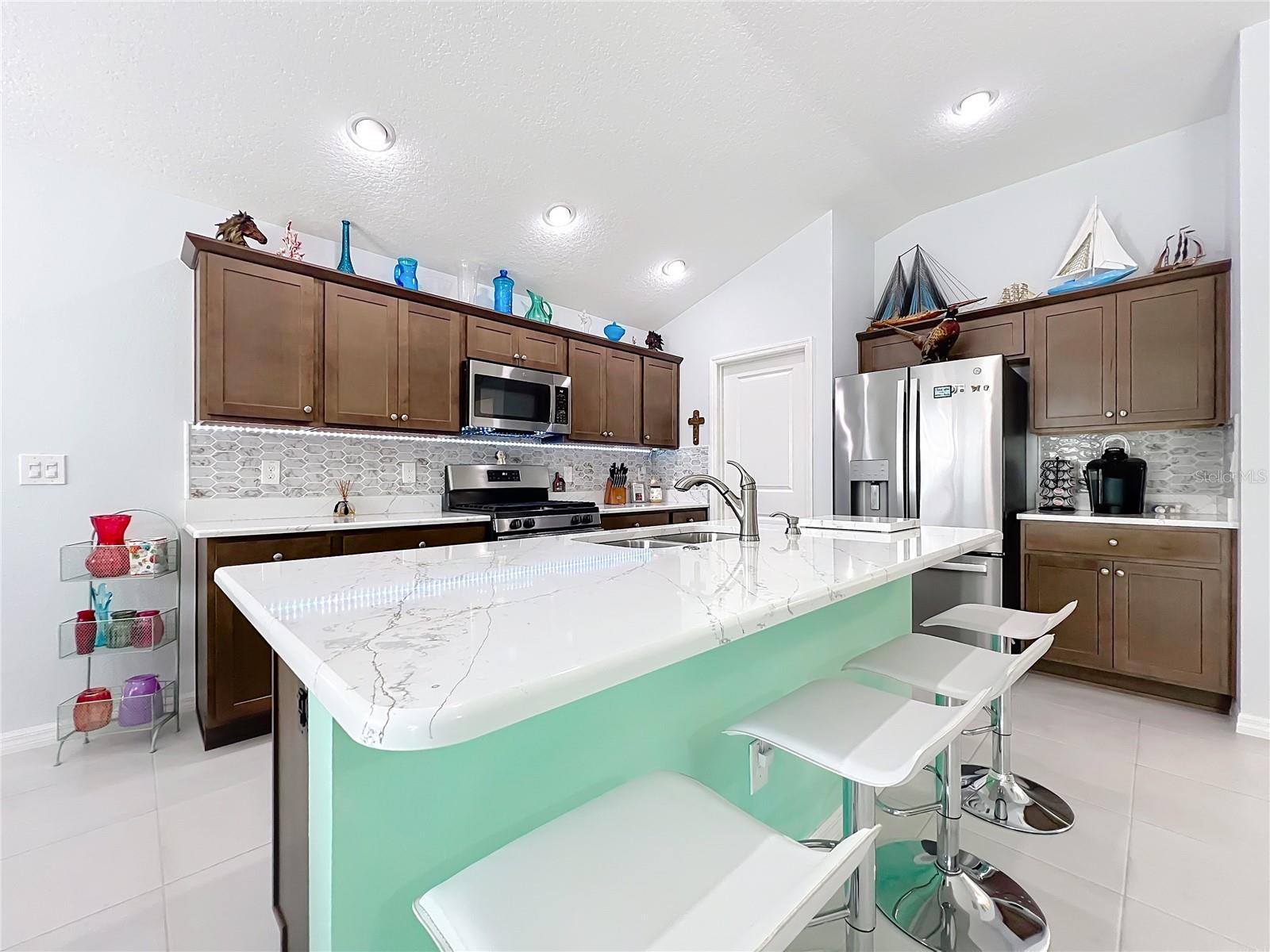 6370 DANIELSON LOOP, THE VILLAGES, FL, 32163