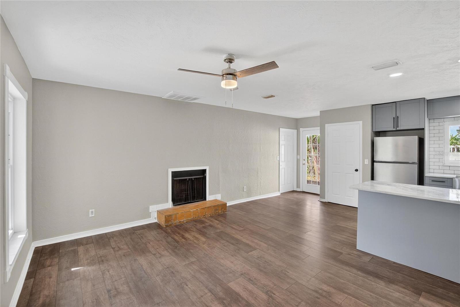 206 VAN GOGH CIR, BRANDON, FL, 33511