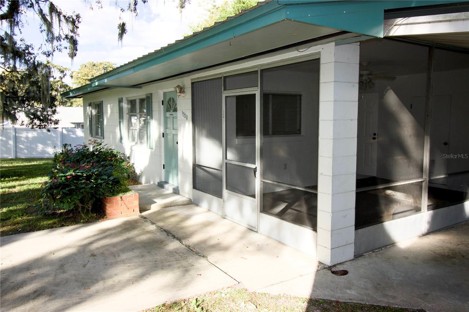 1320 SPARTAN AVE, LEESBURG, FL, 34748