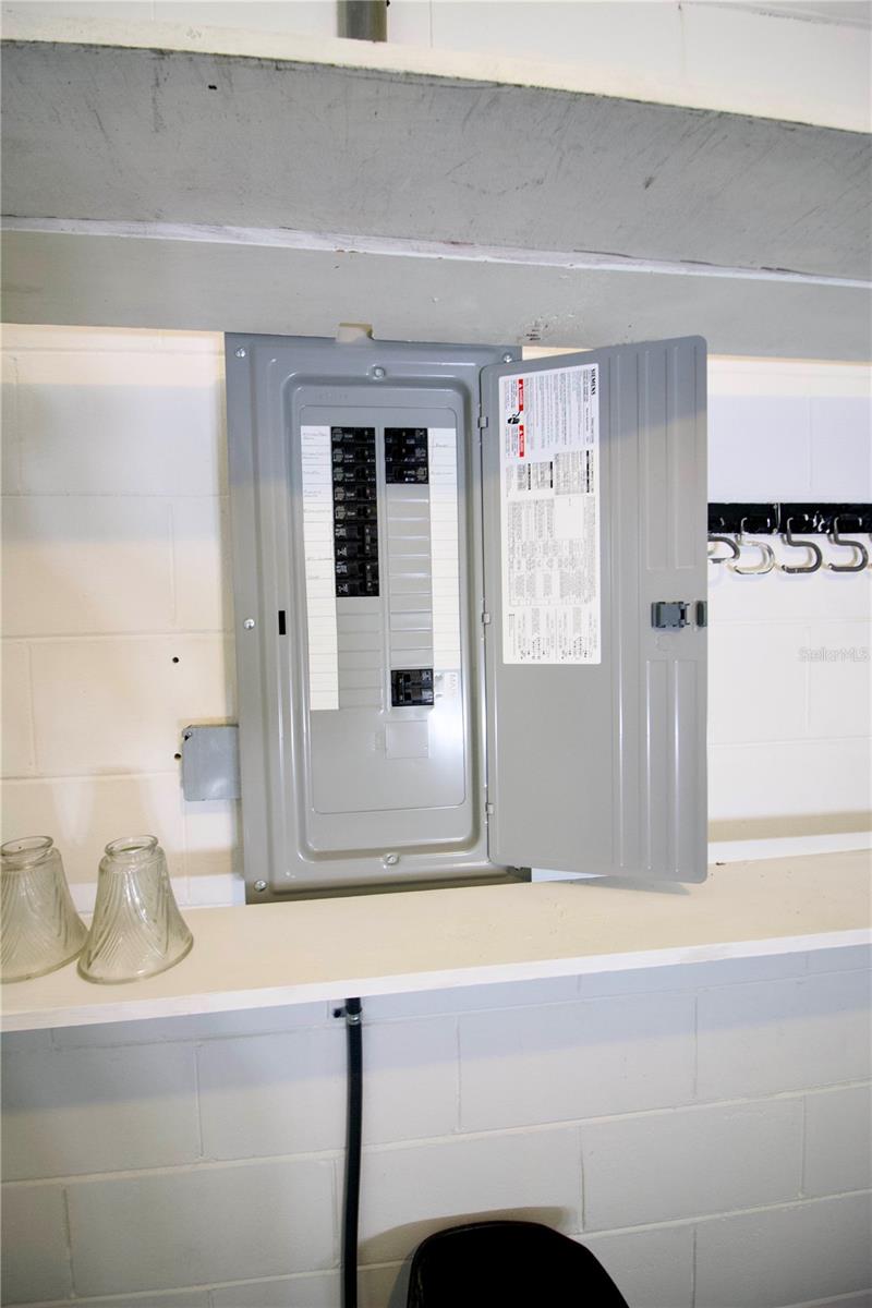 1320 SPARTAN AVE, LEESBURG, FL, 34748