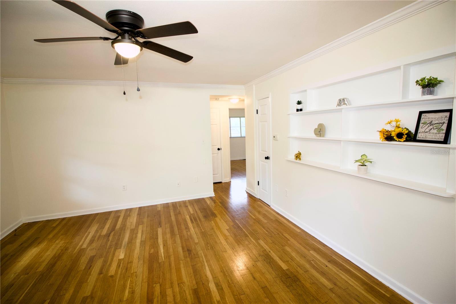 1320 SPARTAN AVE, LEESBURG, FL, 34748