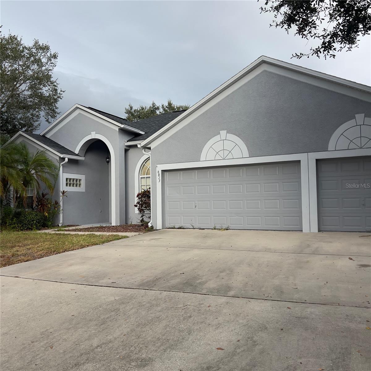 6813 REGENTS VILLAGE WAY, APOLLO BEACH, FL, 33572