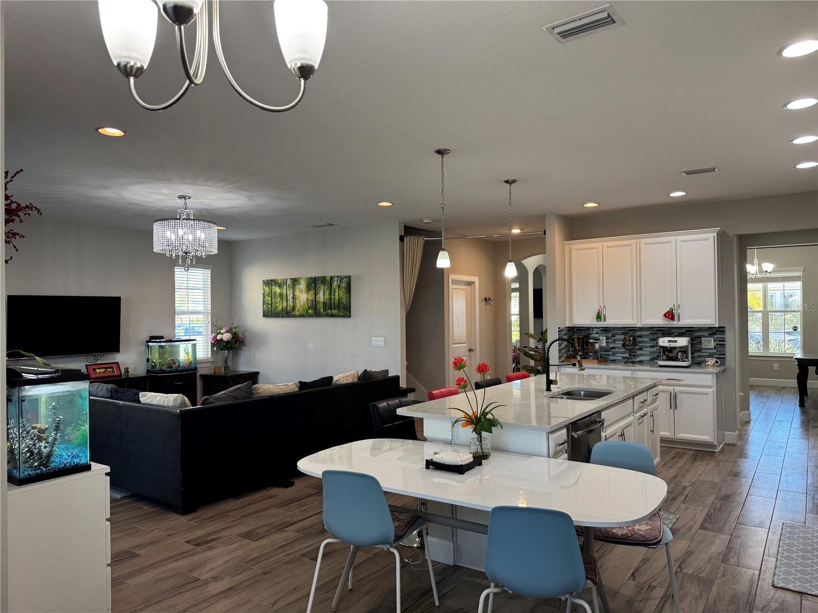 7811 ROMA DUNE DR, WESLEY CHAPEL, FL, 33545