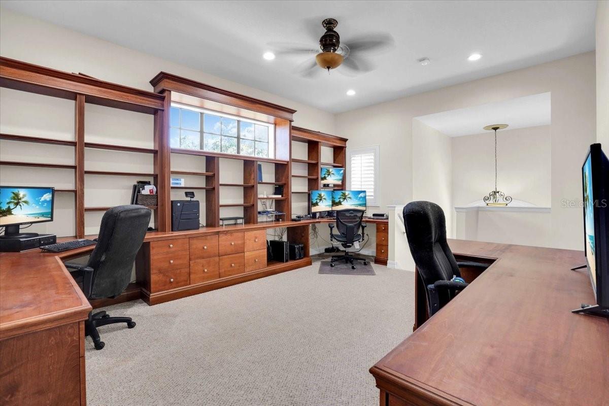 12321 ASTER AVE, BRADENTON, FL, 34212