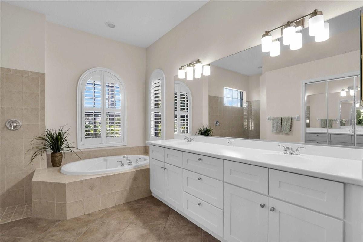 12321 ASTER AVE, BRADENTON, FL, 34212