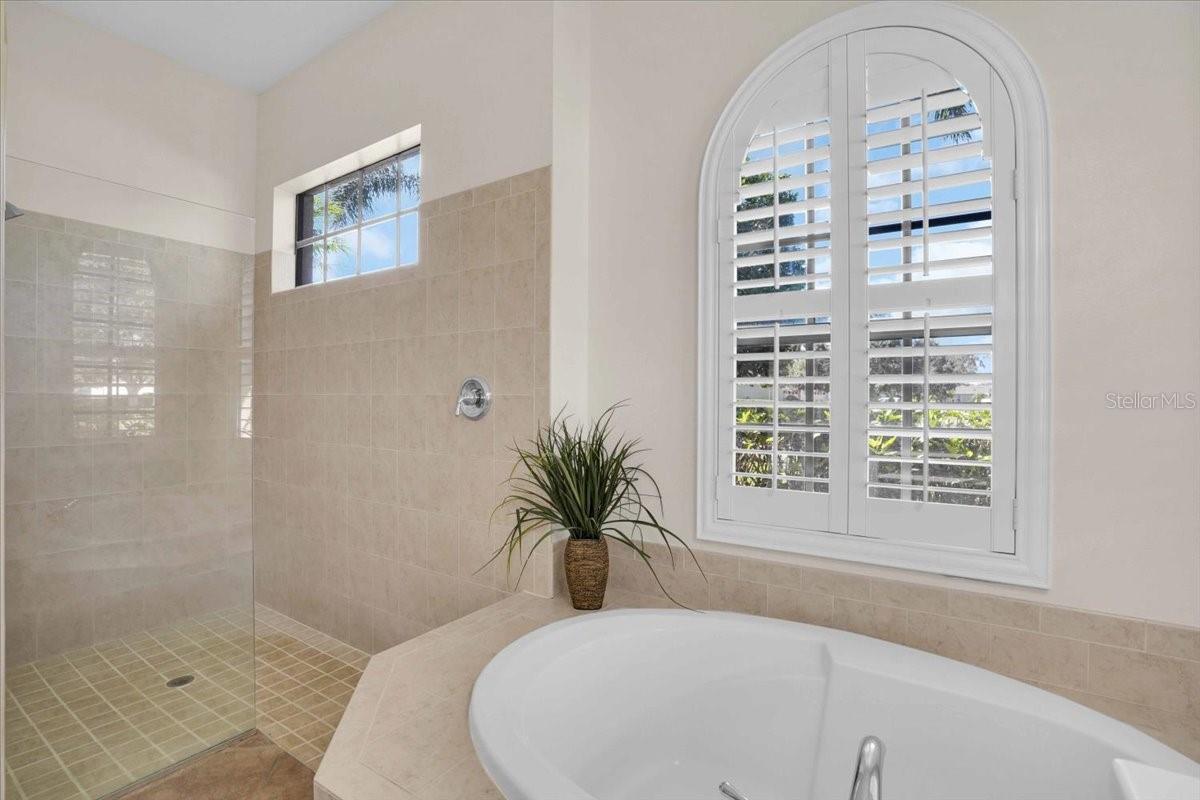 12321 ASTER AVE, BRADENTON, FL, 34212