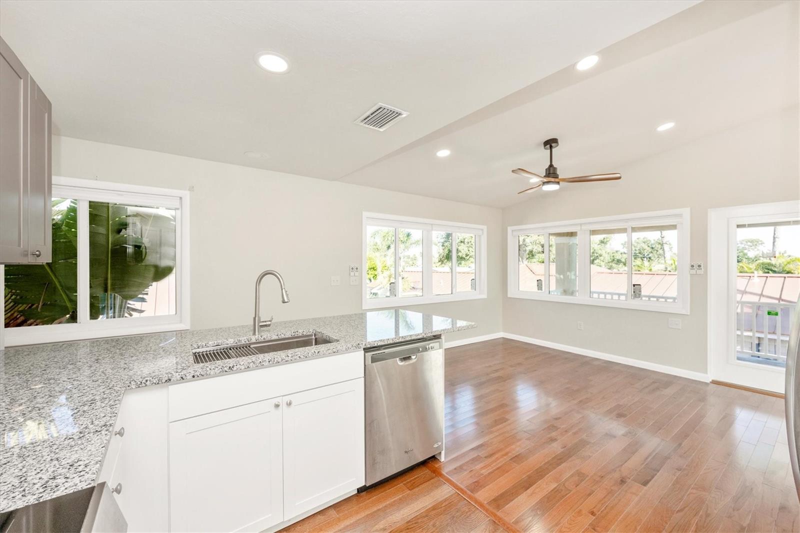 907 RIVIERA ST, VENICE, FL, 34285