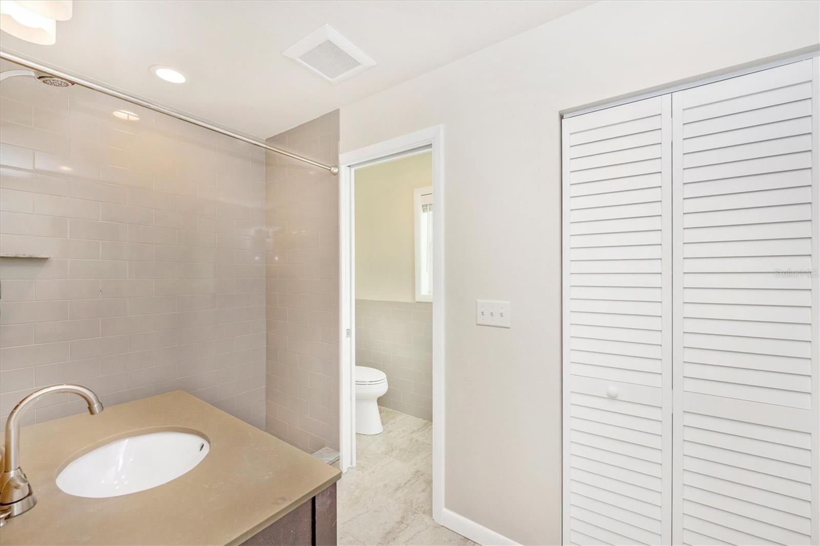 907 RIVIERA ST, VENICE, FL, 34285