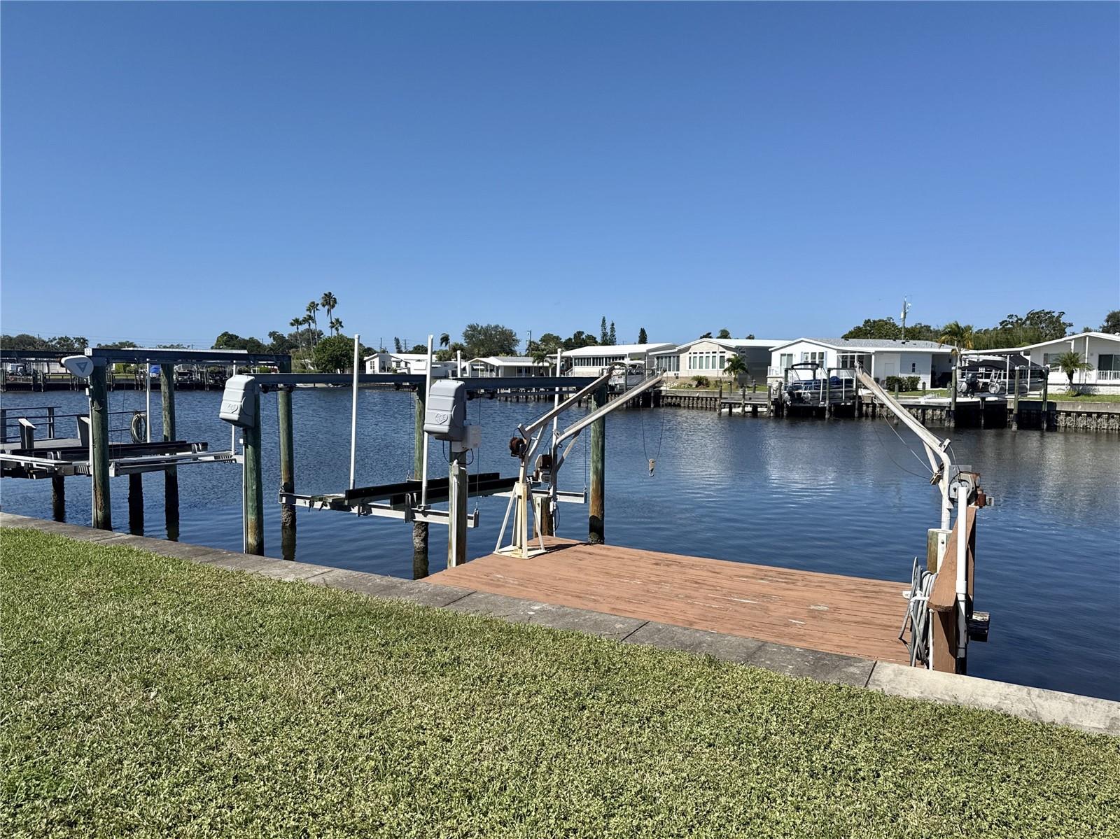 7186 MOUNT ARLINGTON DR NE #421, ST PETERSBURG, FL, 33702