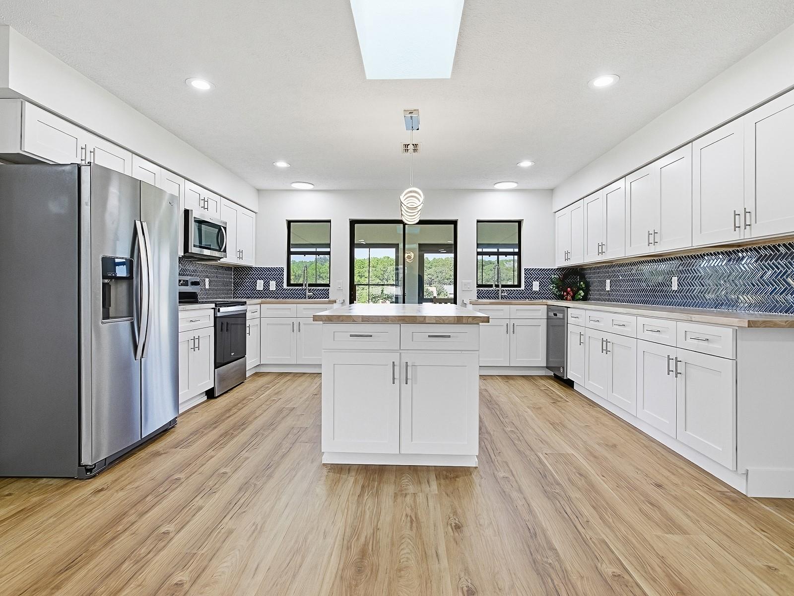 253 E CUMBERLAND CT, HERNANDO, FL, 34442