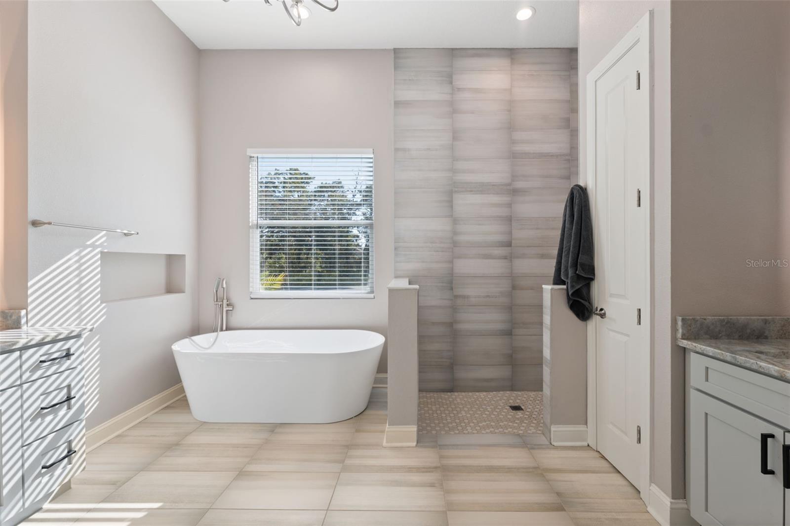 11780 OSPREY AVE, WEEKI WACHEE, FL, 34614