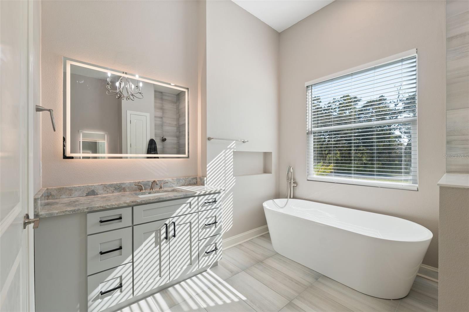 11780 OSPREY AVE, WEEKI WACHEE, FL, 34614