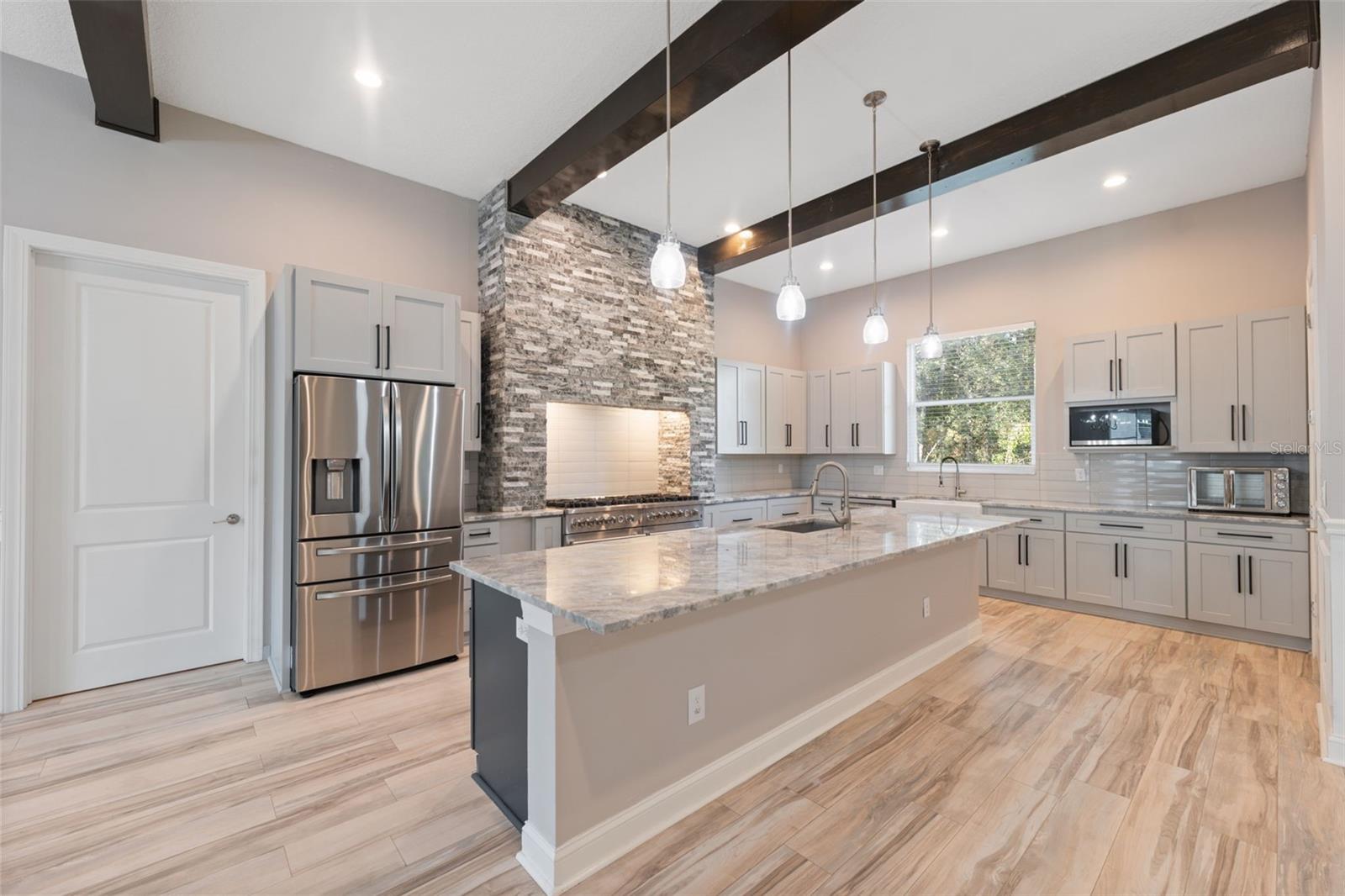 11780 OSPREY AVE, WEEKI WACHEE, FL, 34614