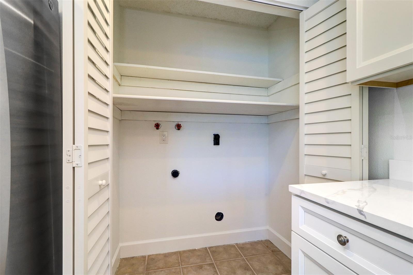 706 115TH AVE N #2401, ST PETERSBURG, FL, 33716