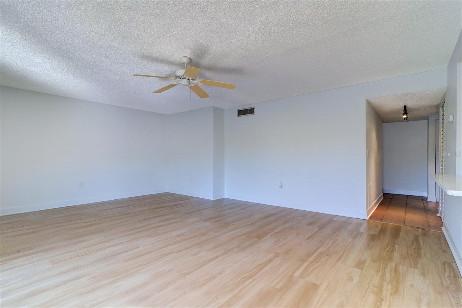 706 115TH AVE N #2401, ST PETERSBURG, FL, 33716