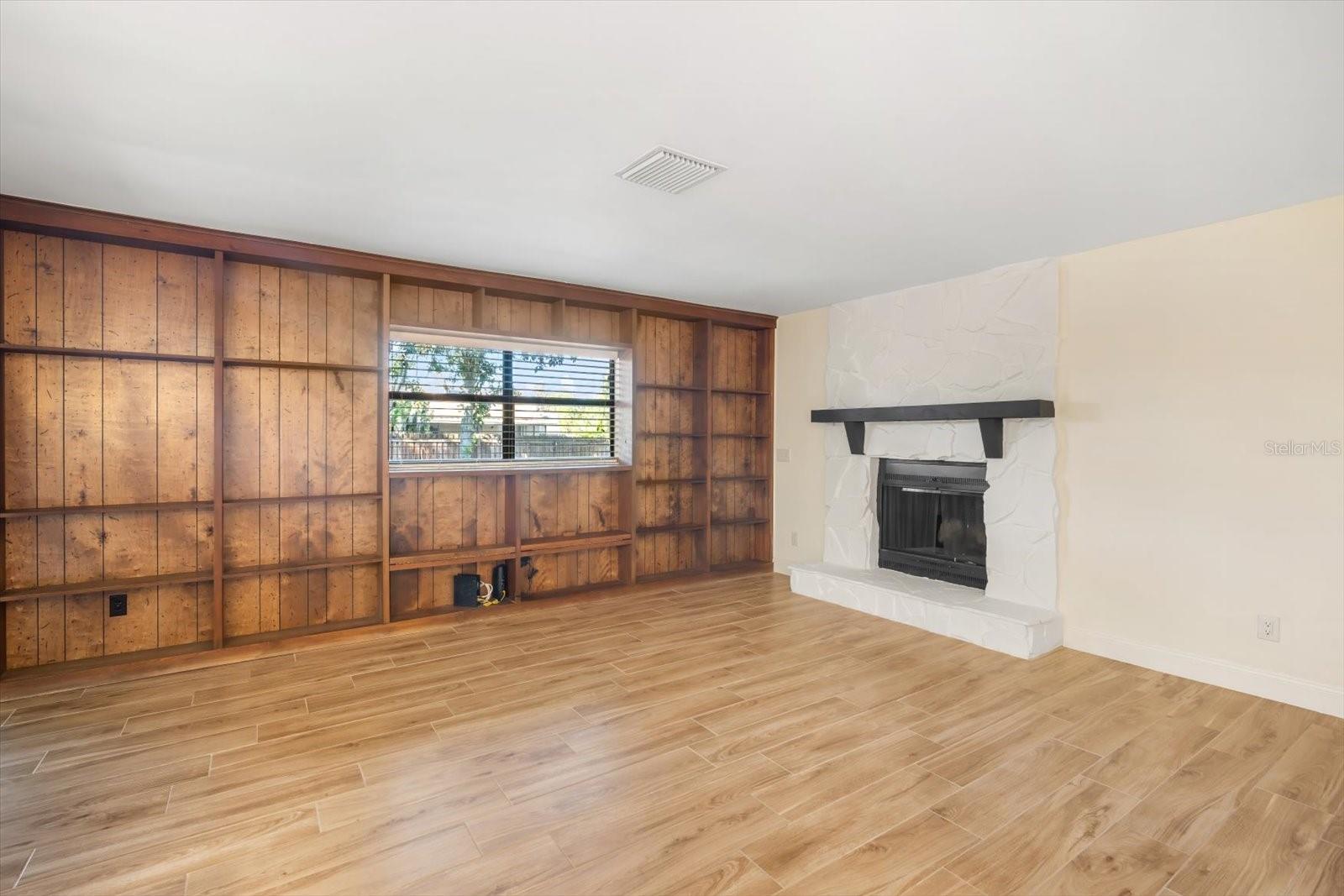 1315 JUNIPER CIR, PLANT CITY, FL, 33563