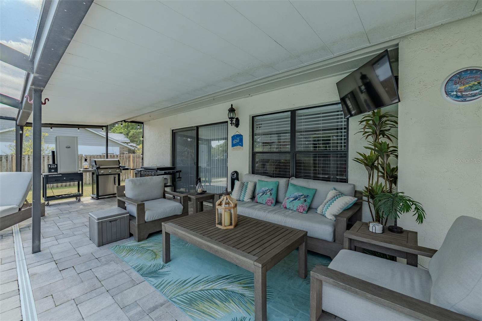 222 HALTON CIR, SEFFNER, FL, 33584