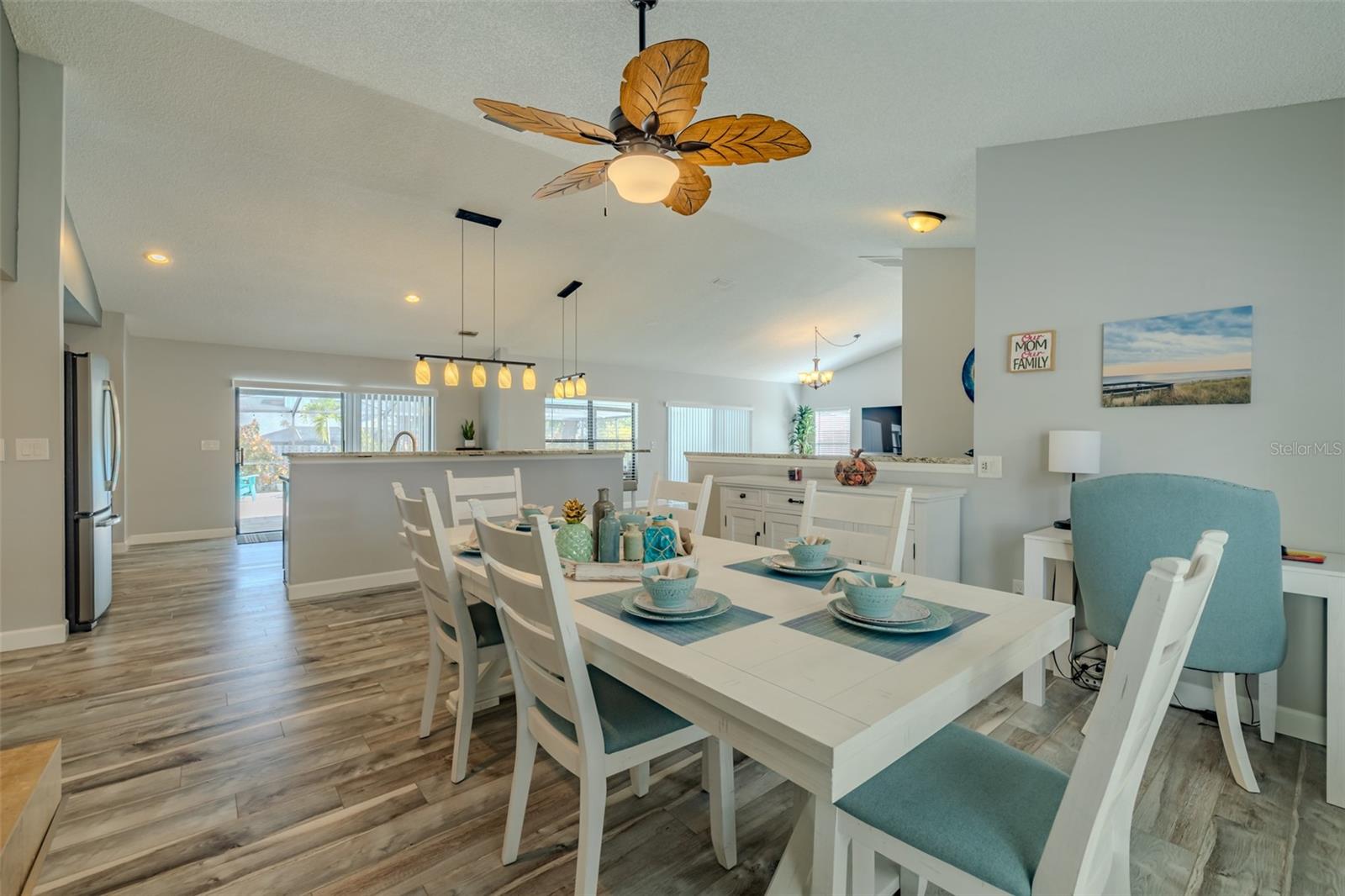 222 HALTON CIR, SEFFNER, FL, 33584