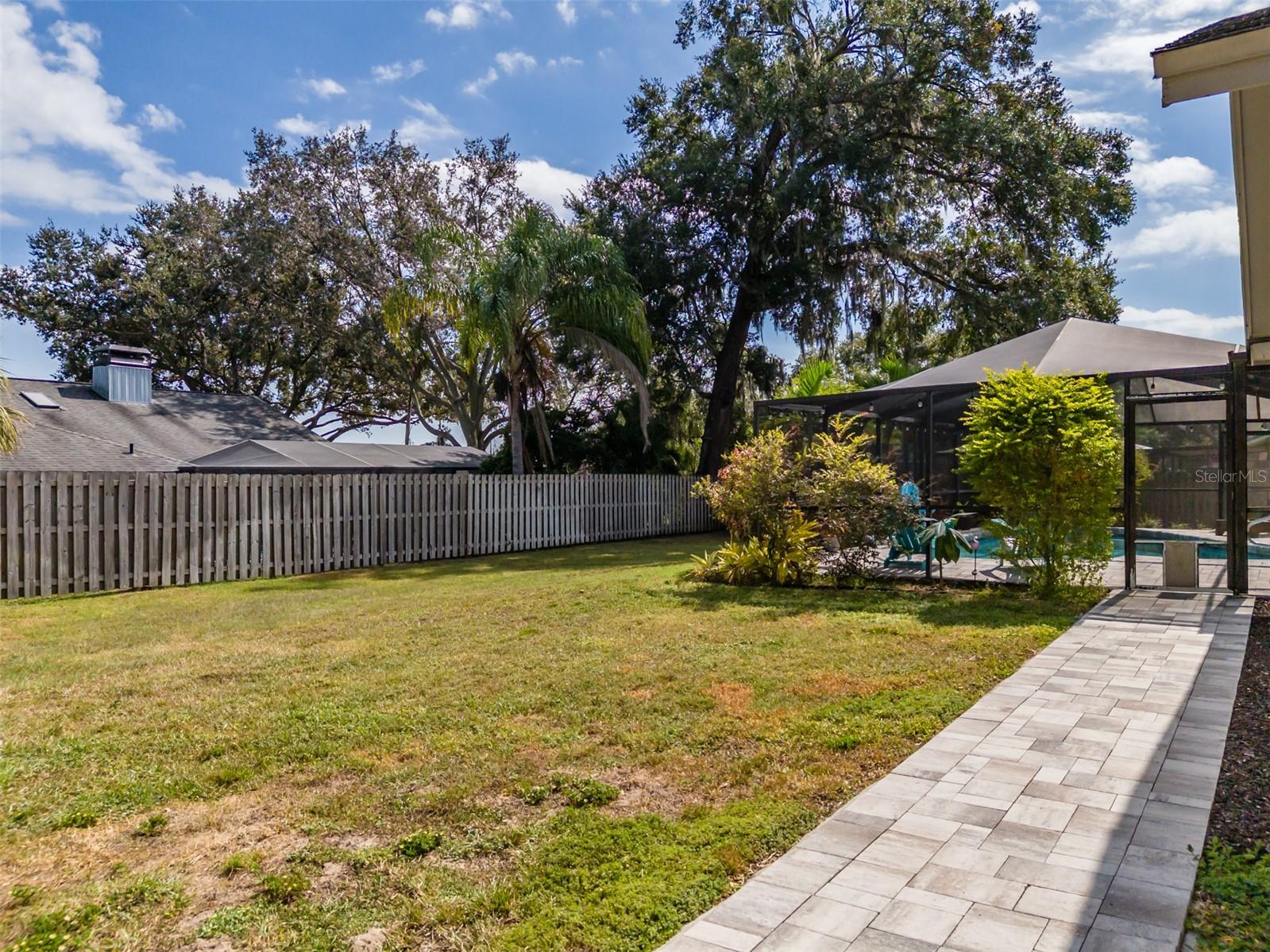 222 HALTON CIR, SEFFNER, FL, 33584