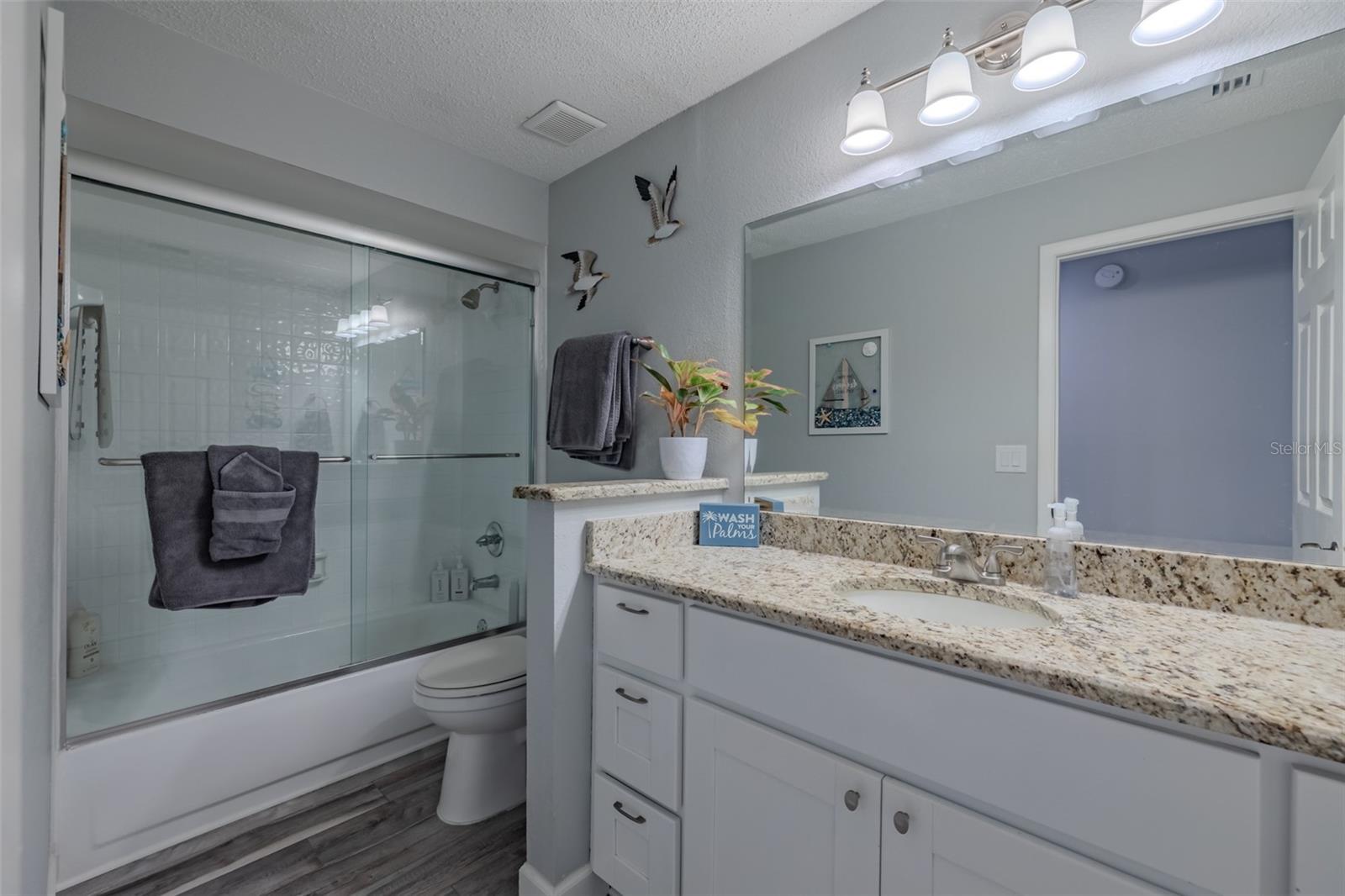 222 HALTON CIR, SEFFNER, FL, 33584