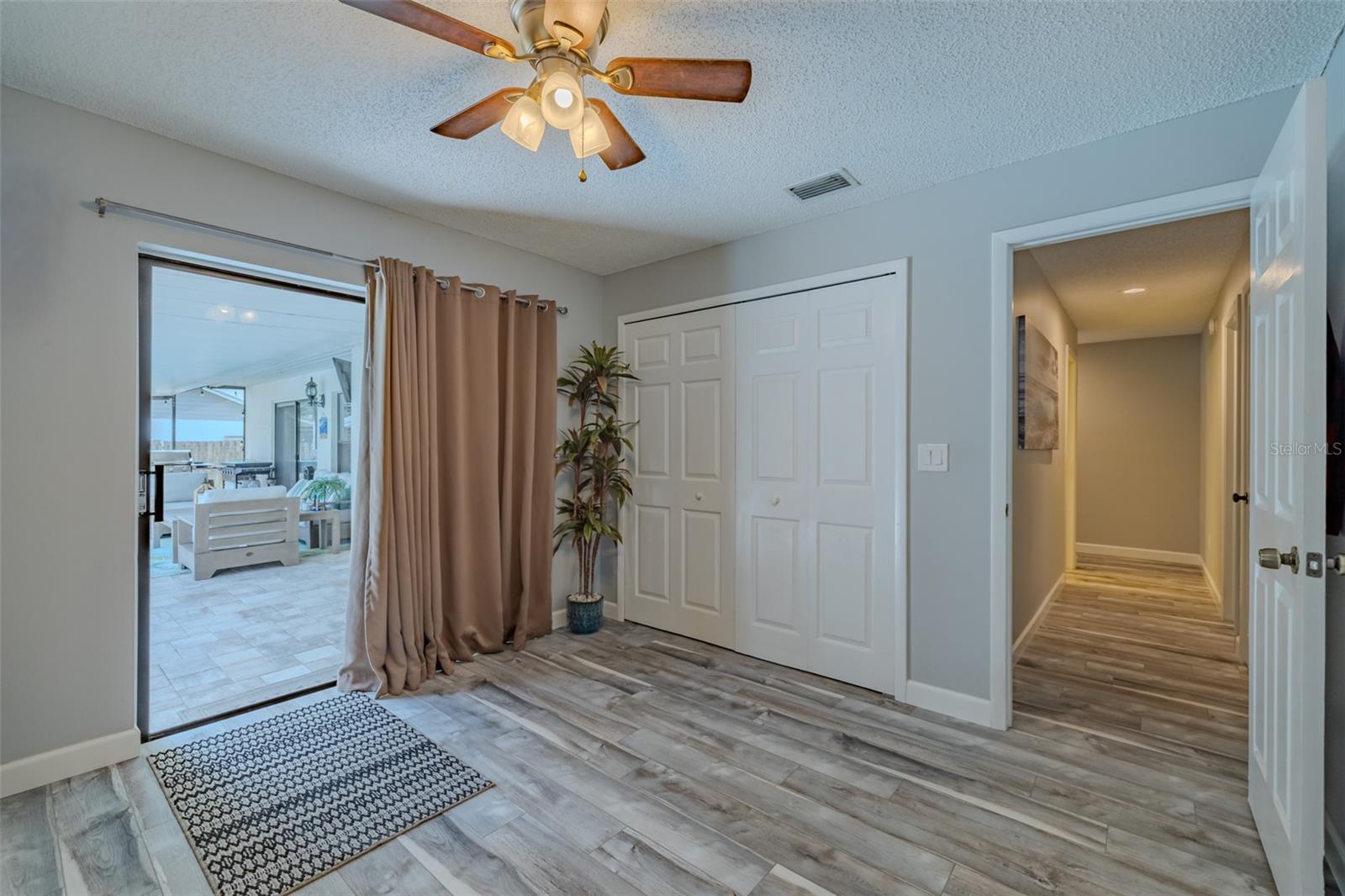 222 HALTON CIR, SEFFNER, FL, 33584