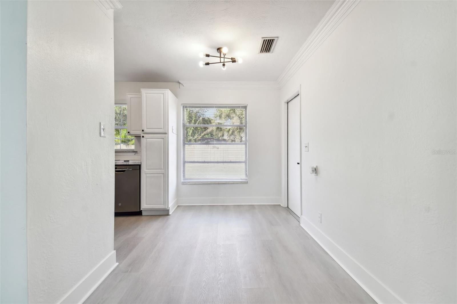 1101 75TH AVE N, ST PETERSBURG, FL, 33702