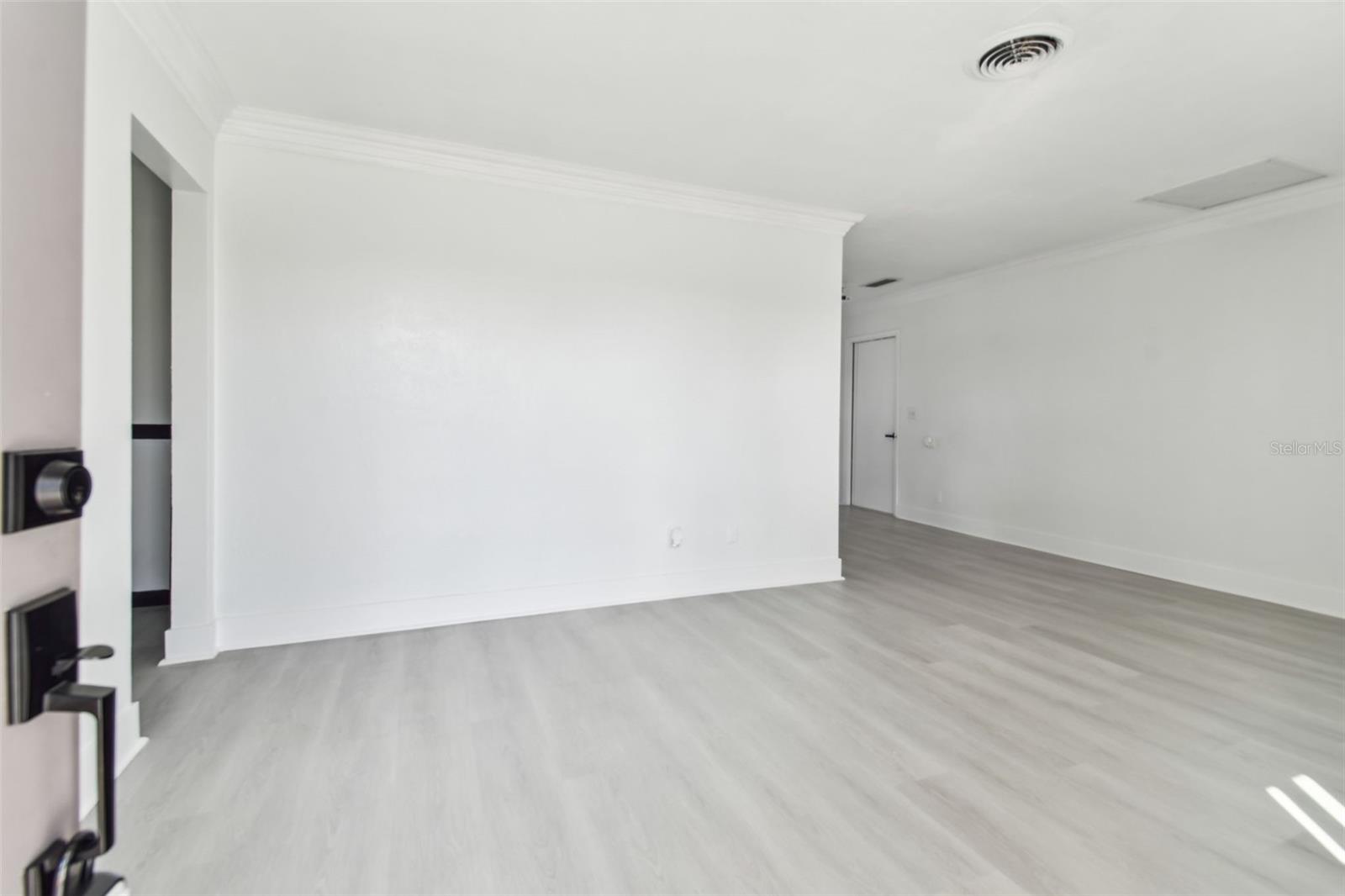 1101 75TH AVE N, ST PETERSBURG, FL, 33702