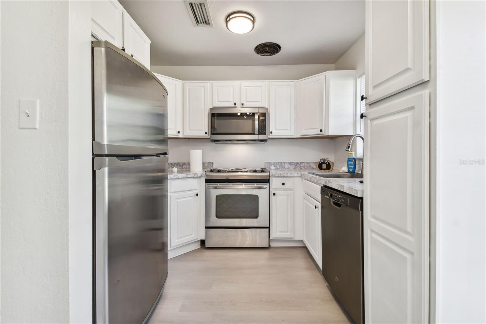 1101 75TH AVE N, ST PETERSBURG, FL, 33702