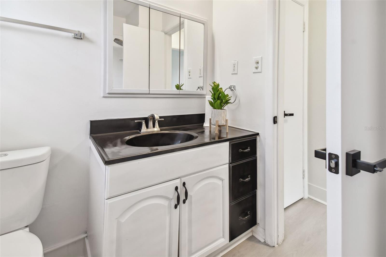 1101 75TH AVE N, ST PETERSBURG, FL, 33702