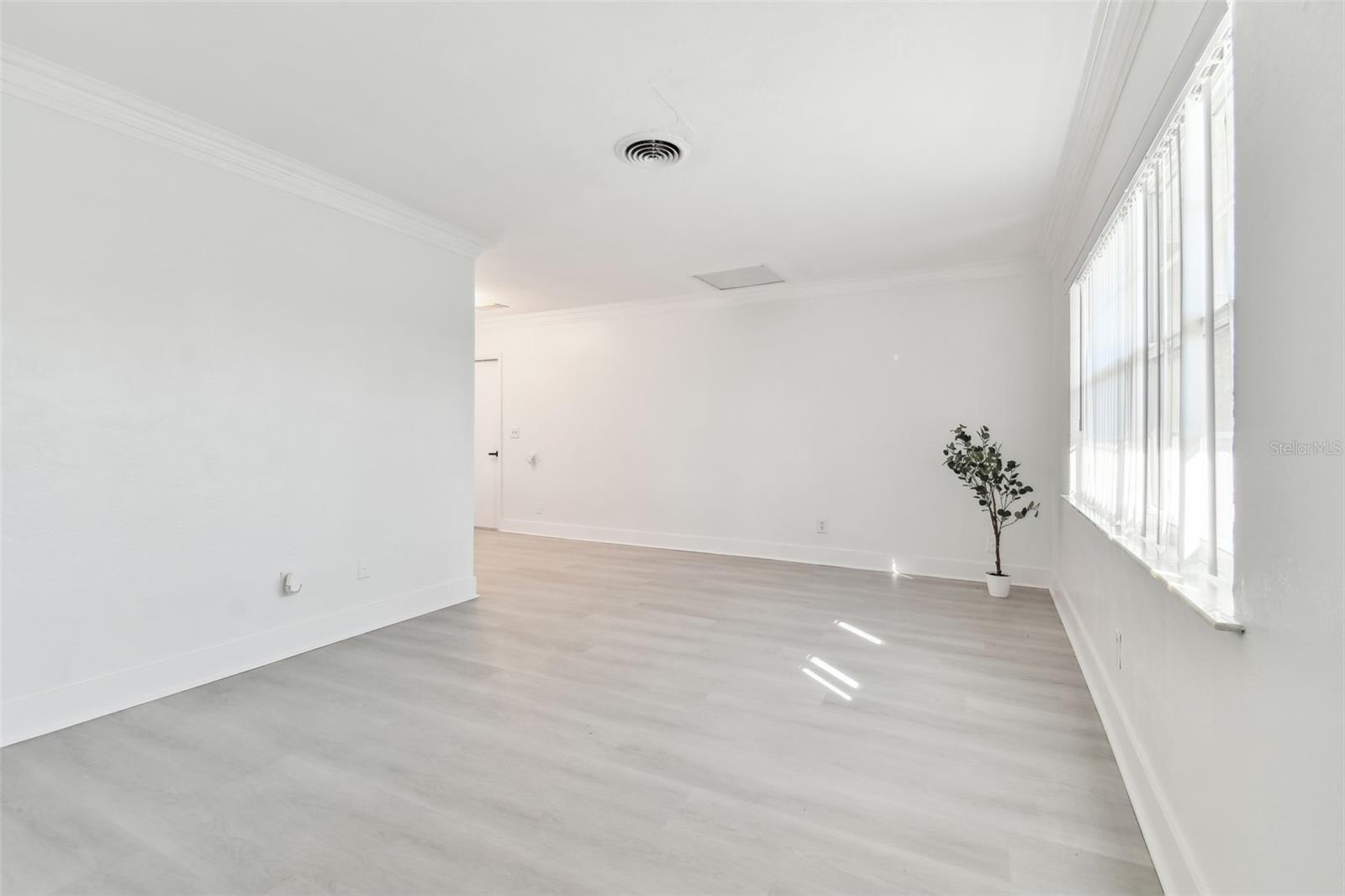 1101 75TH AVE N, ST PETERSBURG, FL, 33702