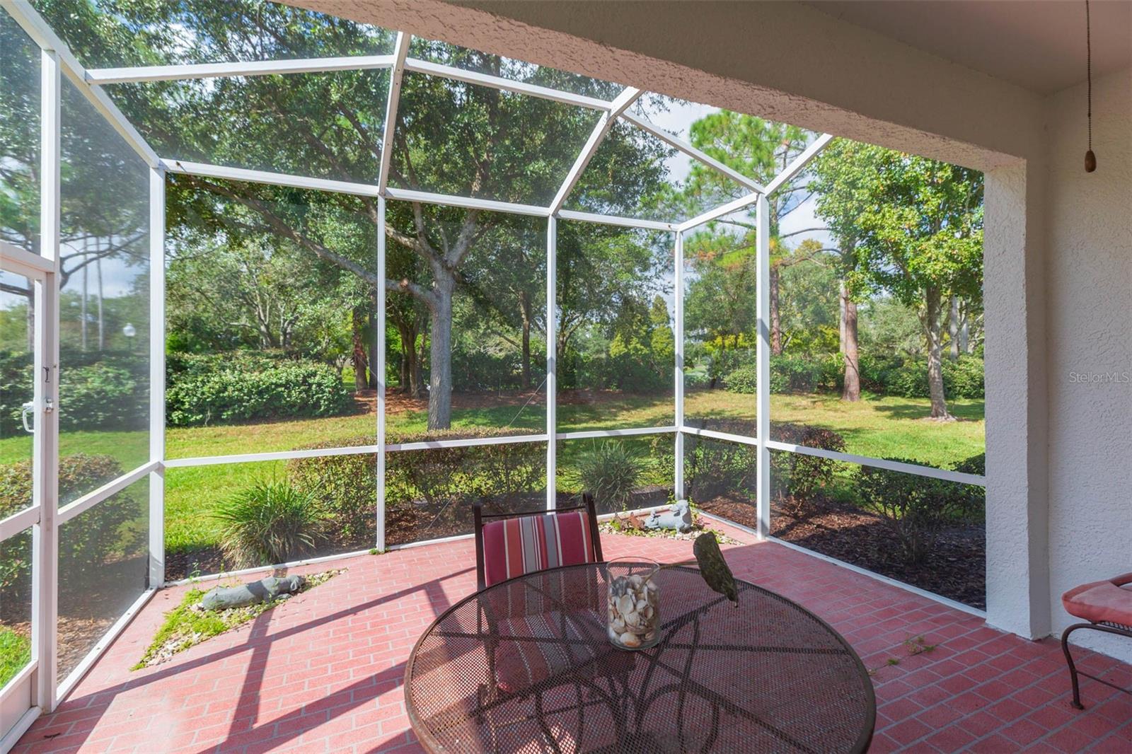 10226 DEVONSHIRE LAKE DR, TAMPA, FL, 33647