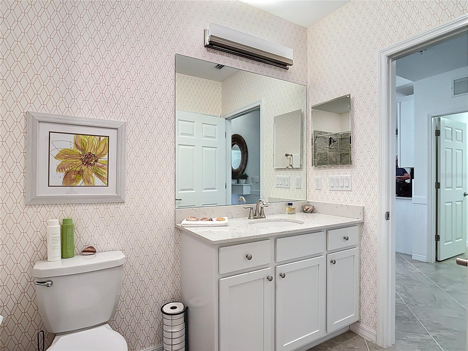 10059 CROOKED CREEK DR #102, VENICE, FL, 34293