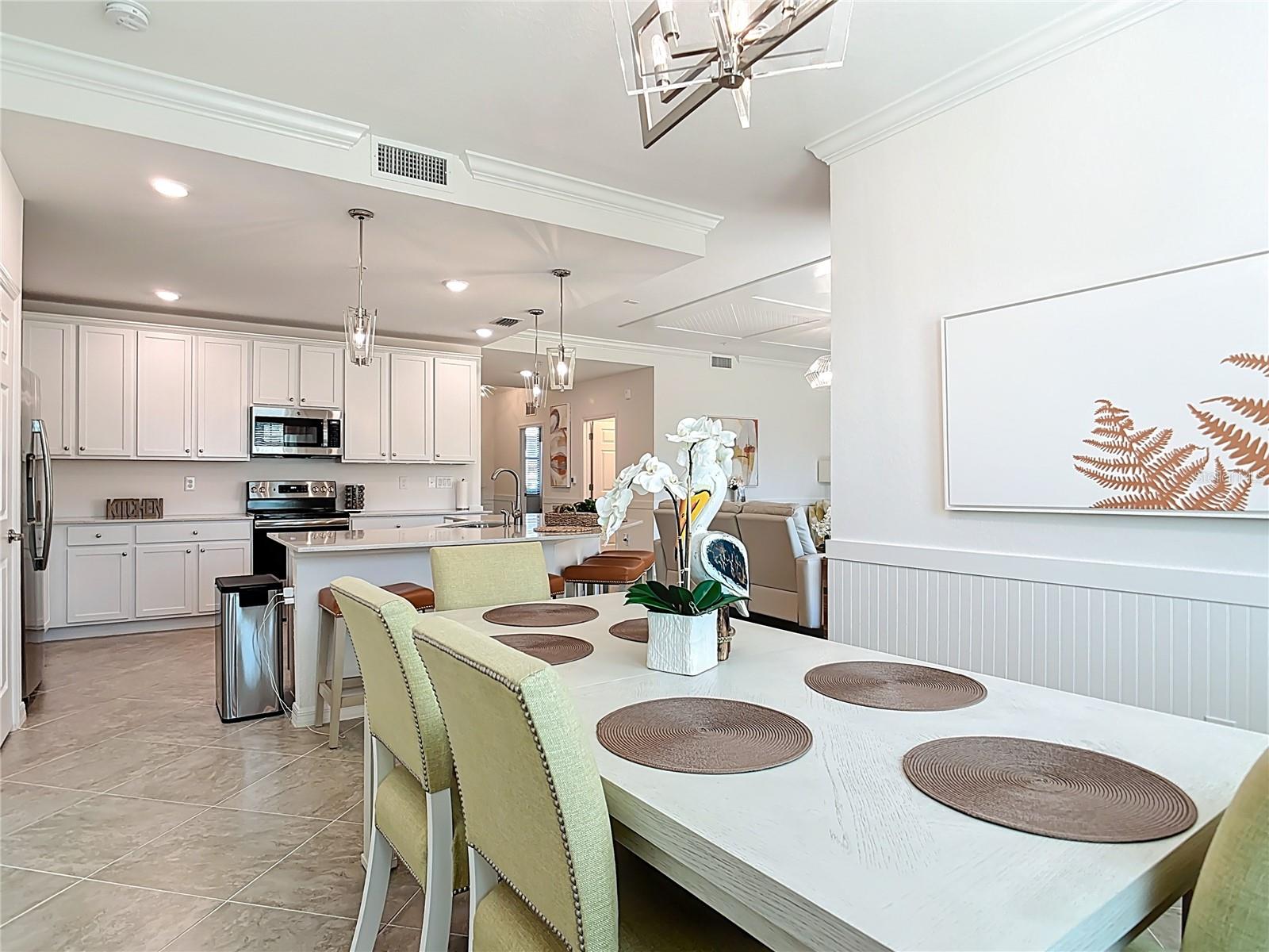 10059 CROOKED CREEK DR #102, VENICE, FL, 34293