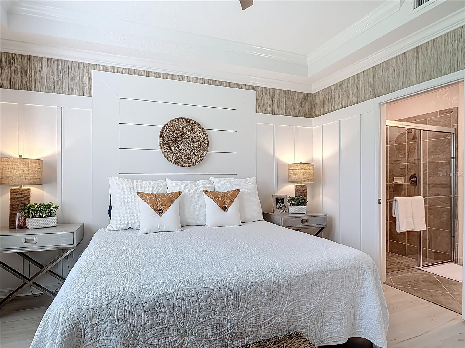 10059 CROOKED CREEK DR #102, VENICE, FL, 34293