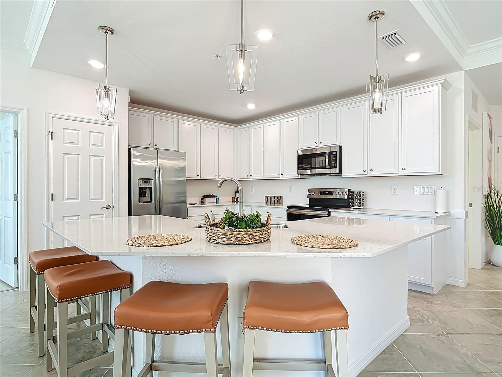 10059 CROOKED CREEK DR #102, VENICE, FL, 34293