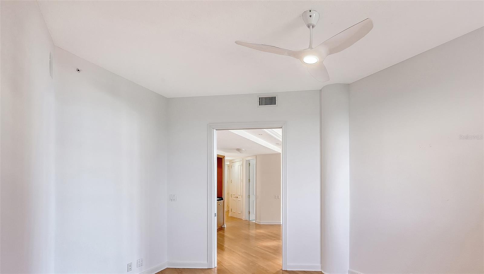 A4669837 Property Photo