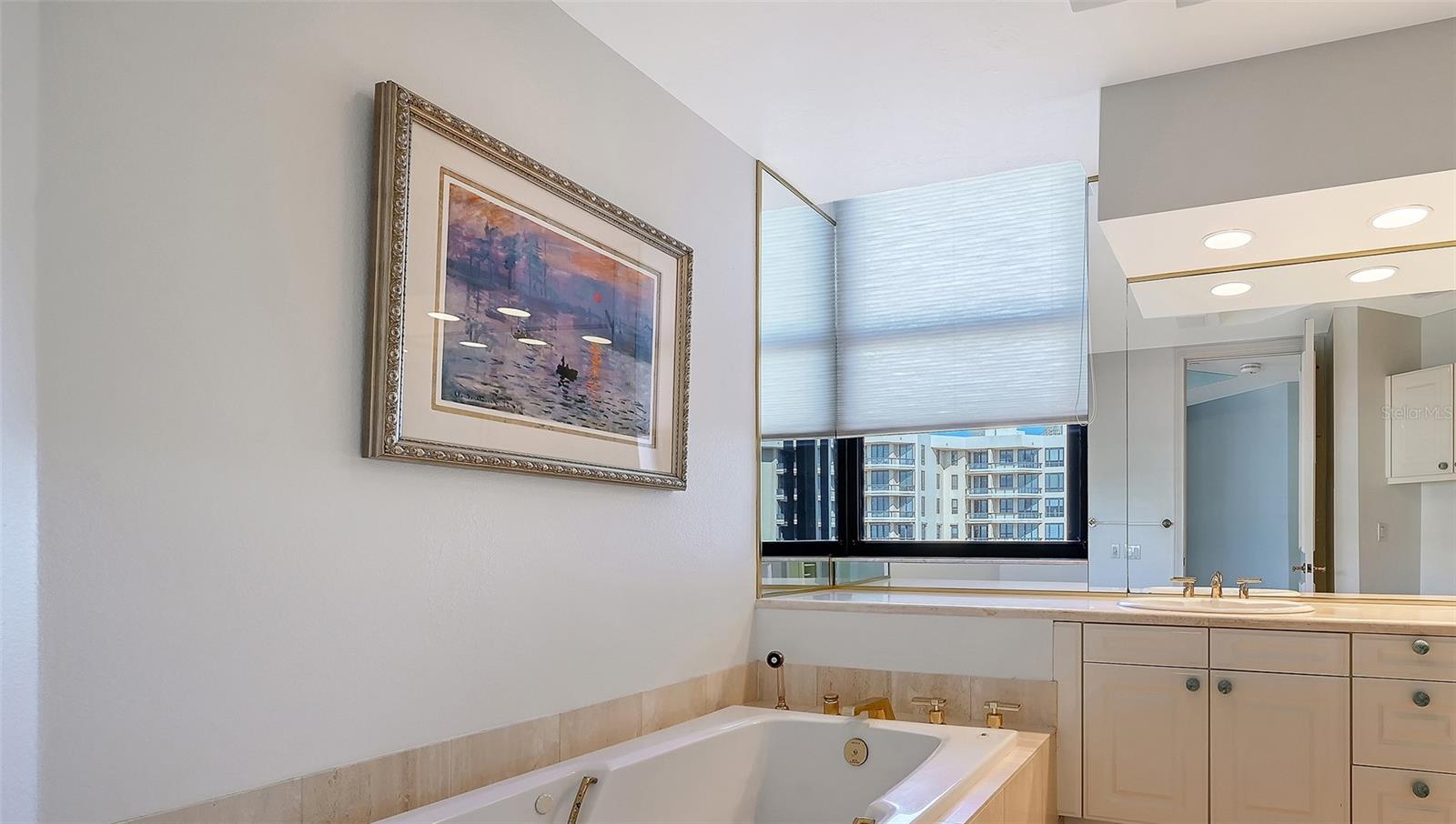 A4669837 Property Photo