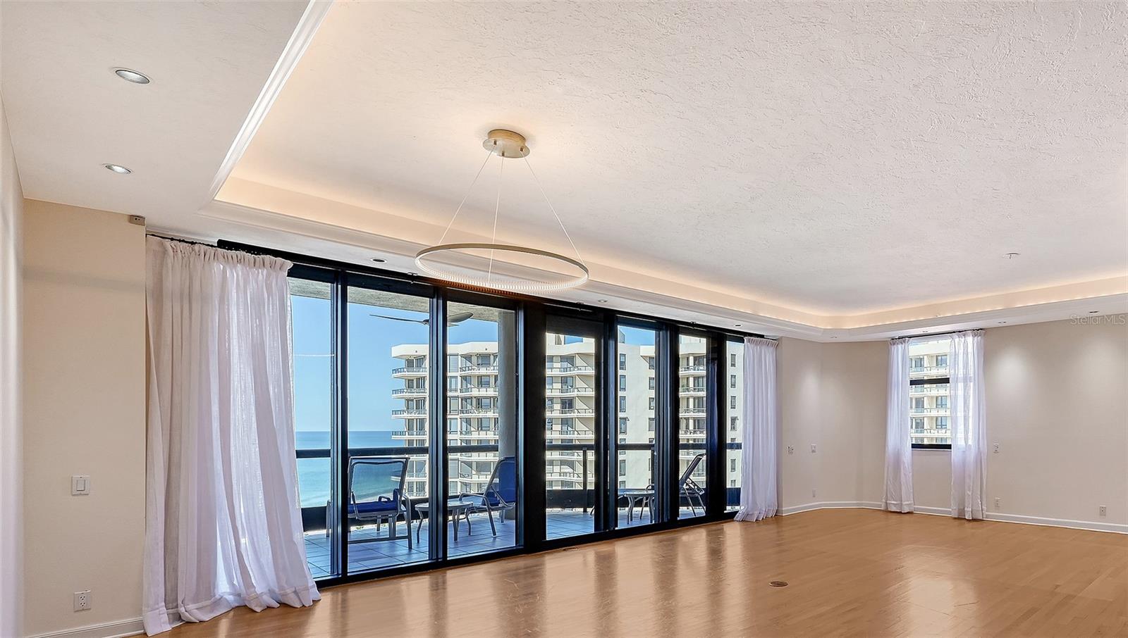 A4669837 Property Photo