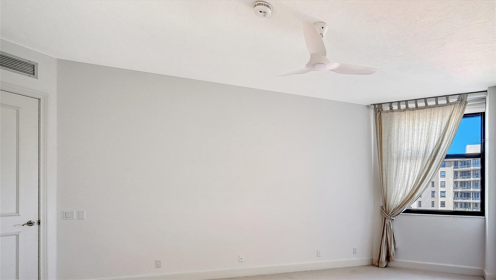 A4669837 Property Photo