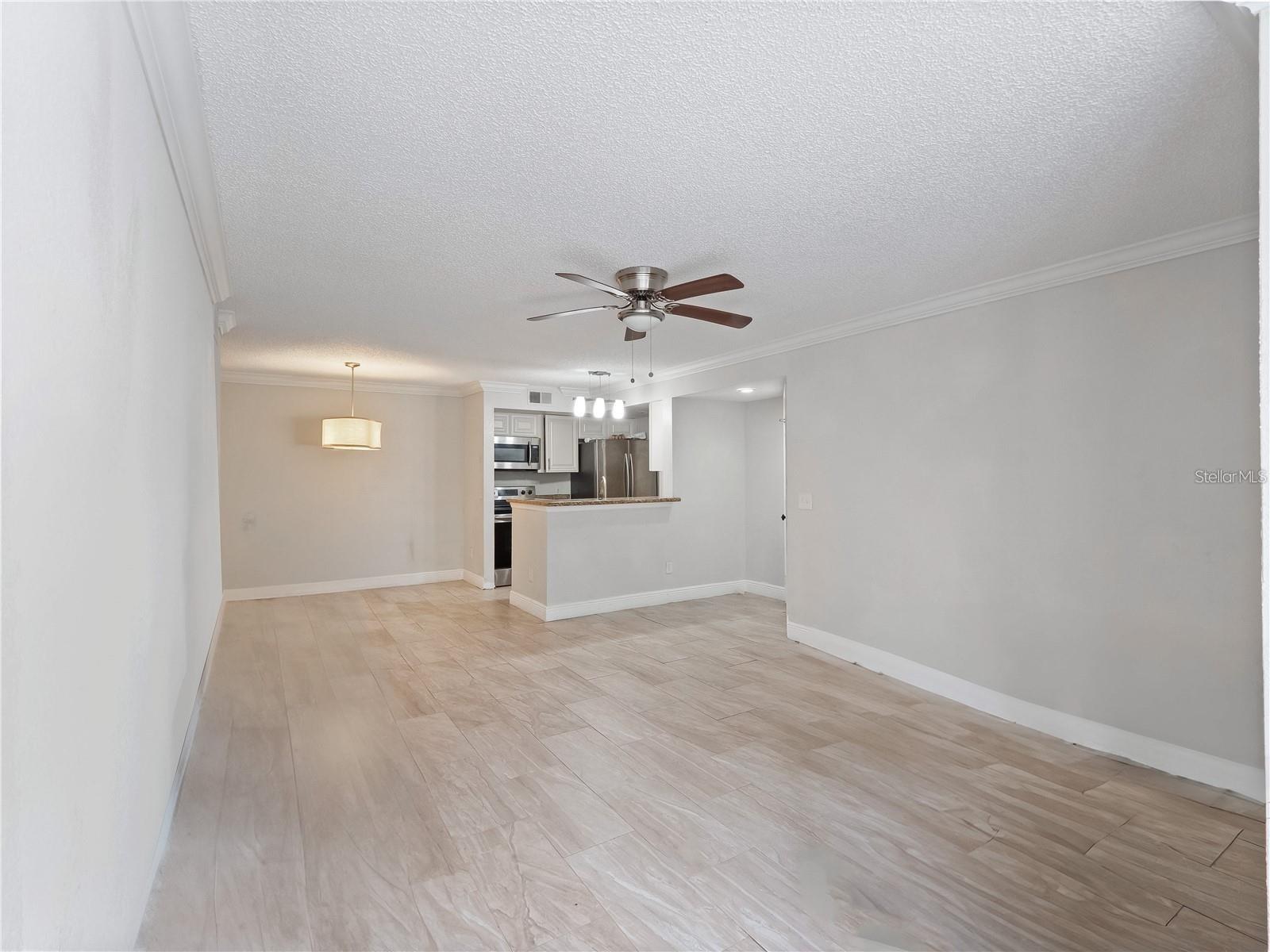 5144 CONROY RD #27, ORLANDO, FL, 32811