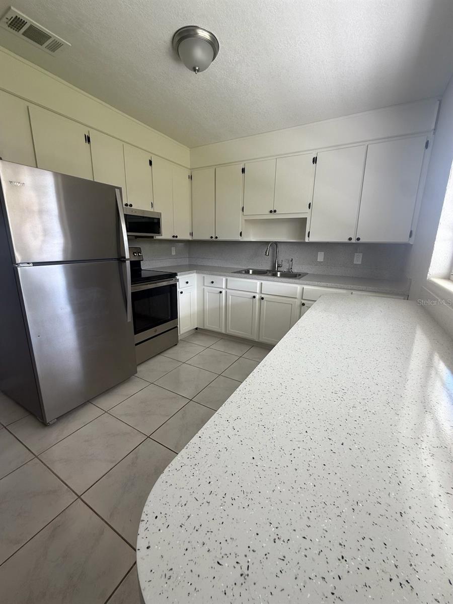 2535 JUNGLE ST, LAKELAND, FL, 33801