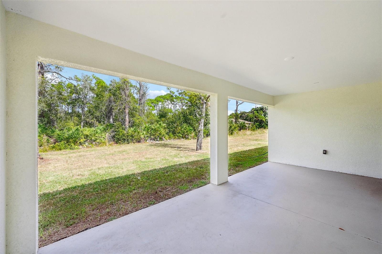 15460 CHAMBERLAIN BLVD, PORT CHARLOTTE, FL, 33953