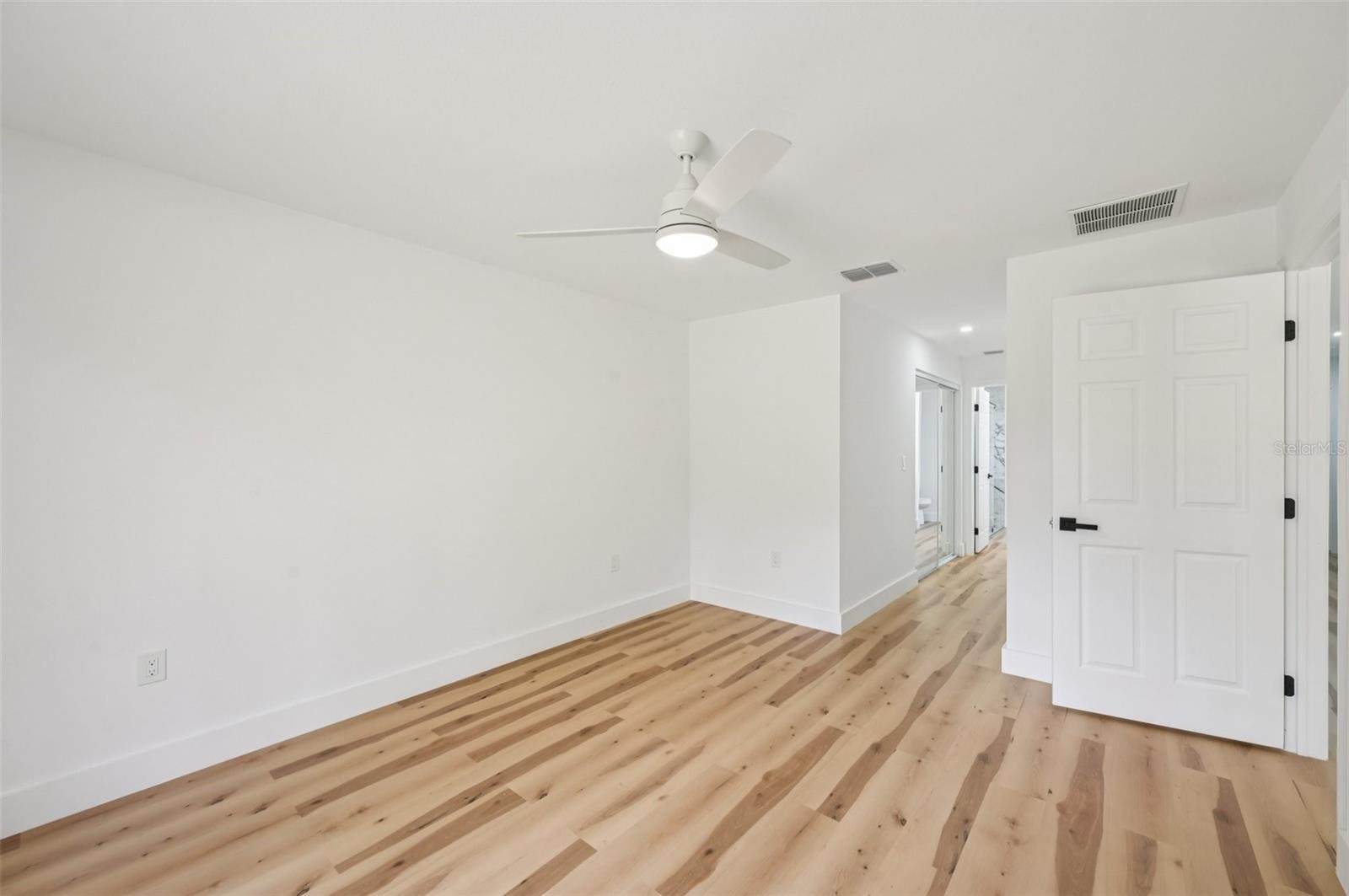 15460 CHAMBERLAIN BLVD, PORT CHARLOTTE, FL, 33953