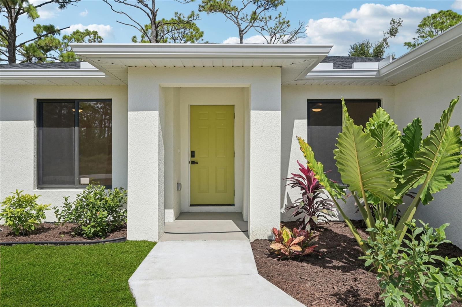 15460 CHAMBERLAIN BLVD, PORT CHARLOTTE, FL, 33953