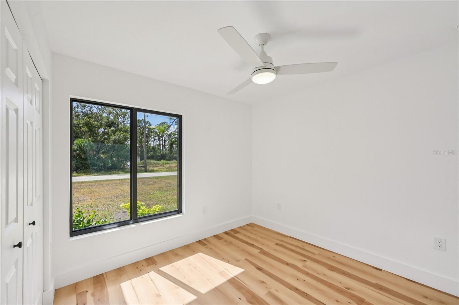 15460 CHAMBERLAIN BLVD, PORT CHARLOTTE, FL, 33953