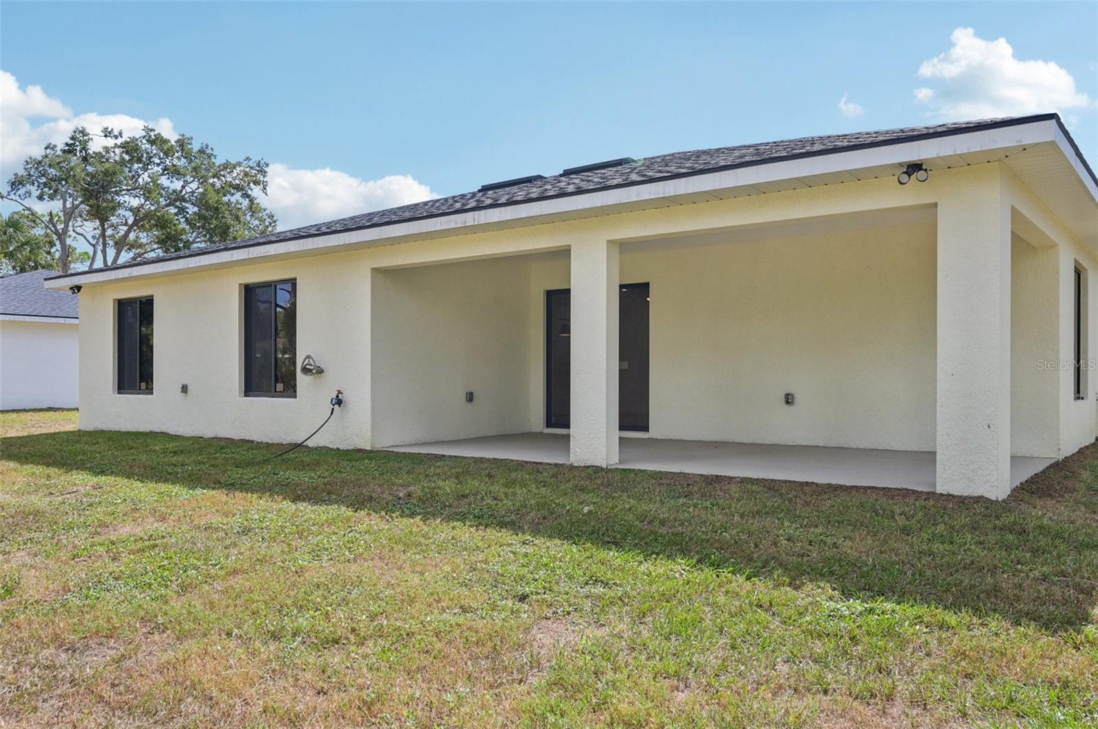 15460 CHAMBERLAIN BLVD, PORT CHARLOTTE, FL, 33953