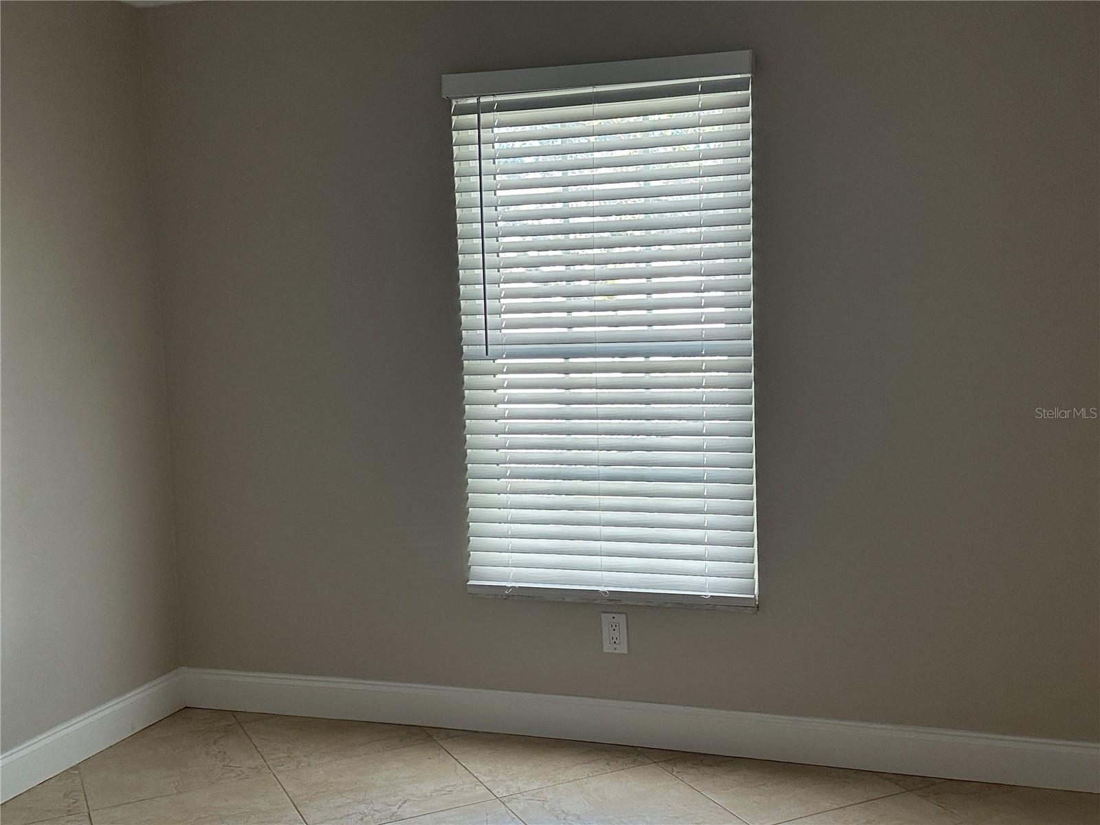 230 SUN VISTA CT N, TREASURE ISLAND, FL, 33706