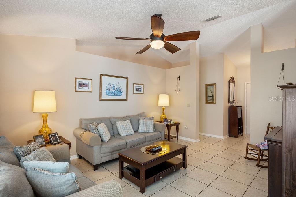 52 DORSET DR, KISSIMMEE, FL, 34758