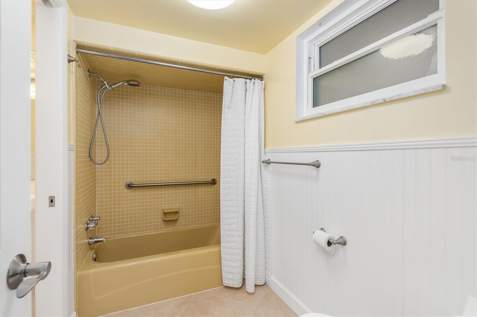 1 COLONY POINT DR #A8, PUNTA GORDA, FL, 33950