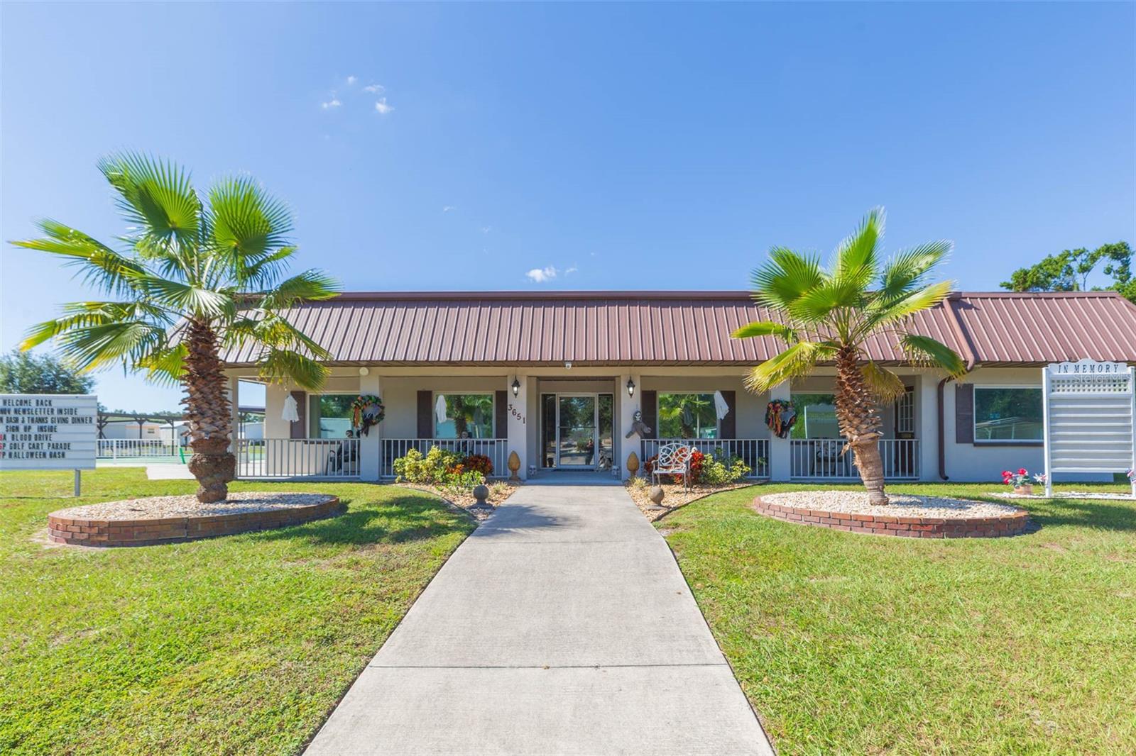 3542 CASTLE DR, ZEPHYRHILLS, FL, 33540